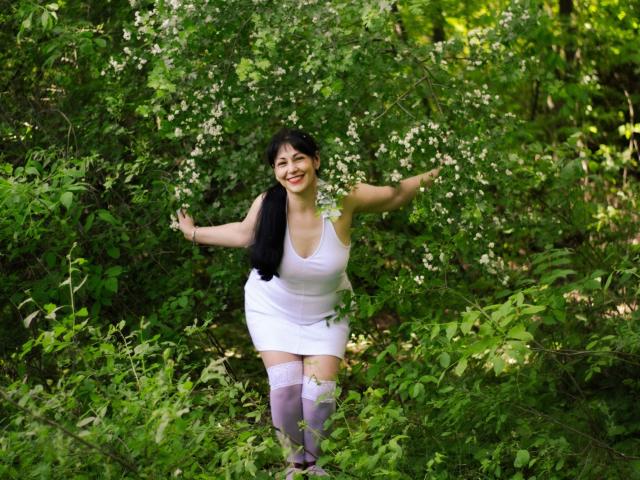 LiluGrants - Élő pornó és szexkamera - 30214289