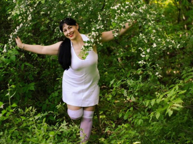 LiluGrants - Élő pornó és szexkamera - 30214304