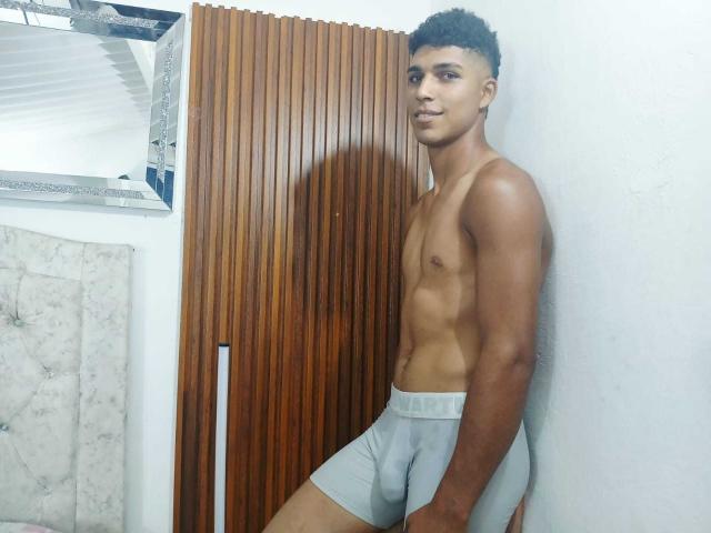 SantiaGodiazz - Sexe cam en vivo - 30216962
