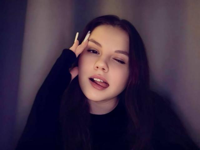 IolaLandauer - Live porn &amp; sex cam - 30218009