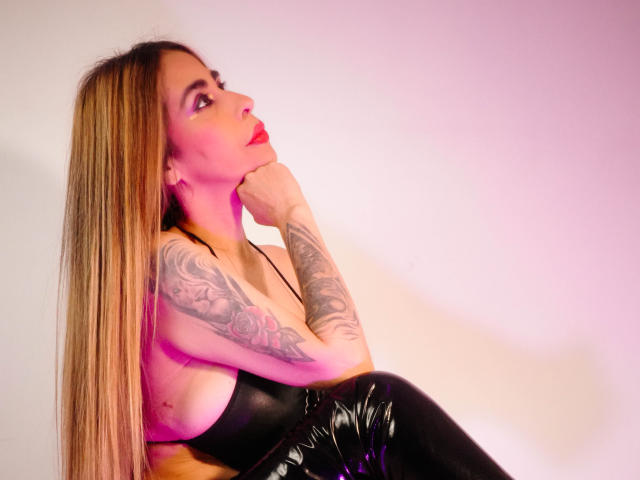 VictoriaJhonnes - Live sex cam - 30221423