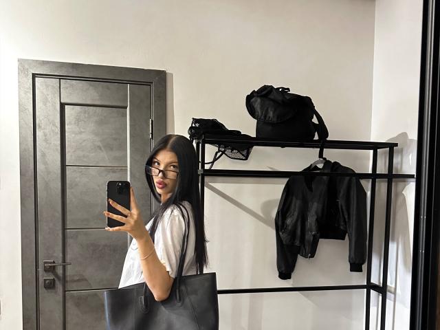AngeliaHunger - Live sex cam - 30221537
