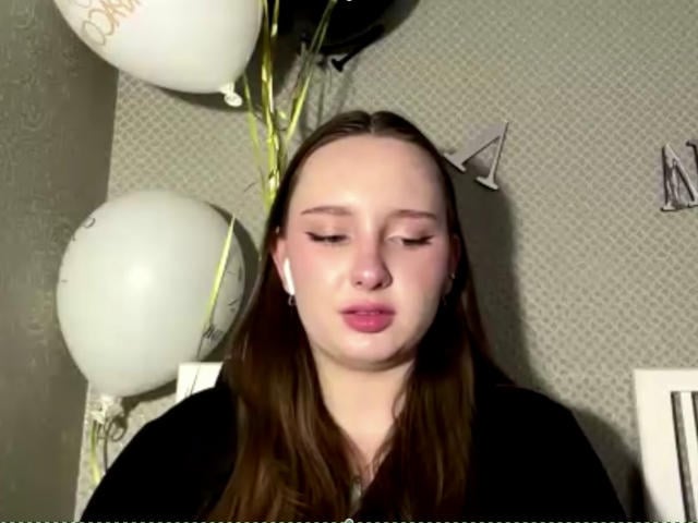 LatrinaBouffard - Live sex cam - 30227336