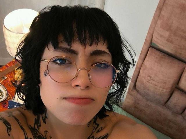 CleoZapata - Live sex cam - 30228257