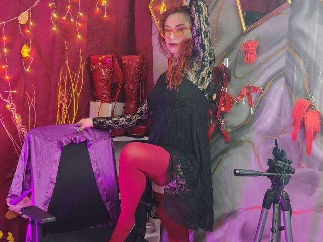 QueenScarletSecret - Live porn &amp; sex cam - 30229775