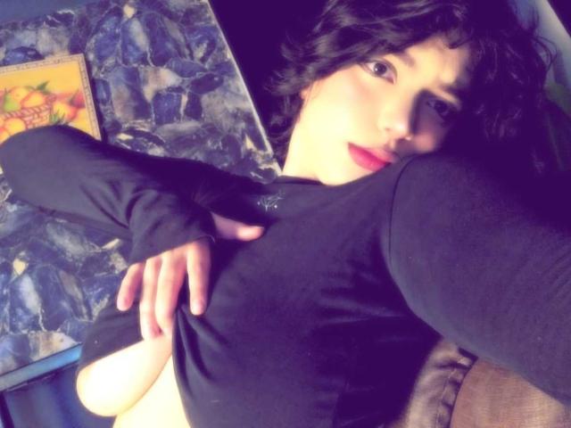 AnnieUwU - Live sex cam - 30231050