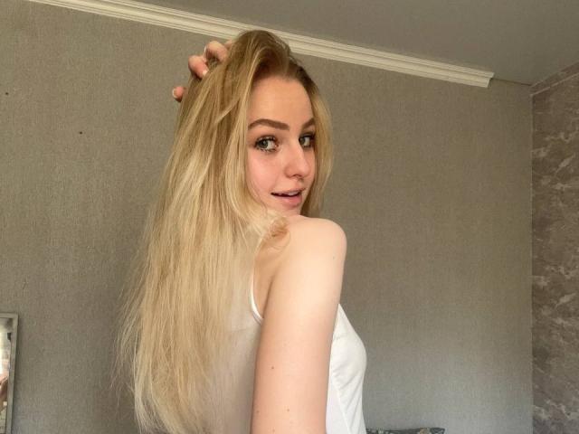 NievesMegee - Live sex cam - 30233672