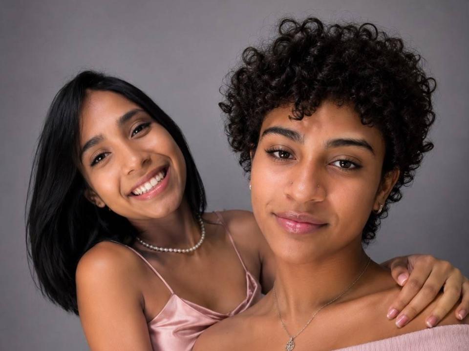 ValeryAndDarianny - Live Sex Cam - 30235535