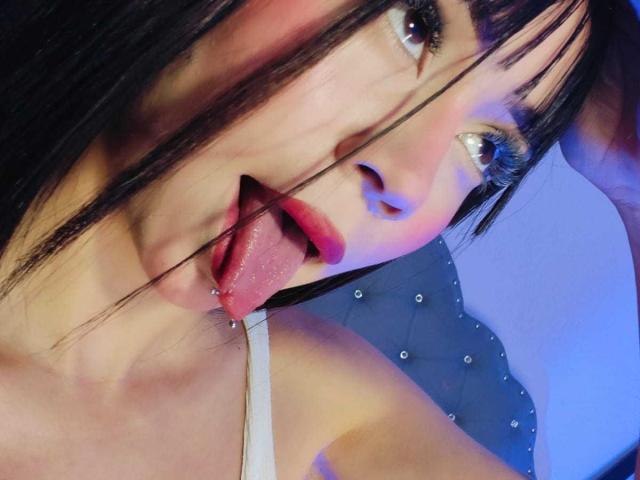 SofiaSpring - Live porn &amp; sex cam - 30241925