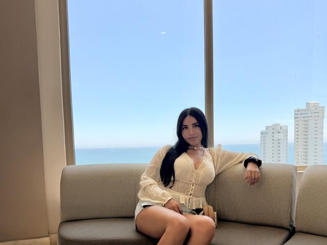 EmilyJensenn - Live sex cam - 30243206