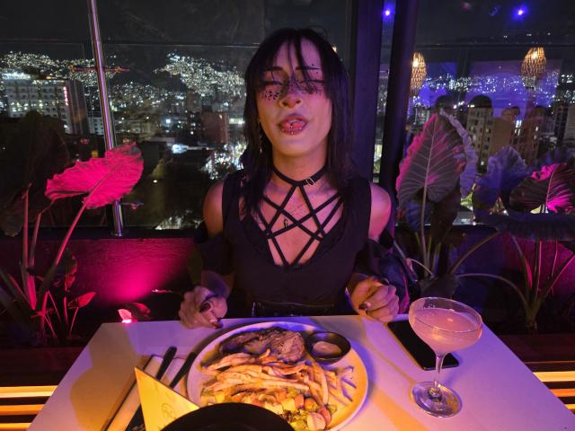 NoemiSky - Sexe cam en vivo - 30245750