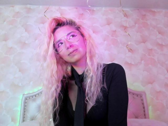 SophieTeller - Live porn &amp; sex cam - 30250379