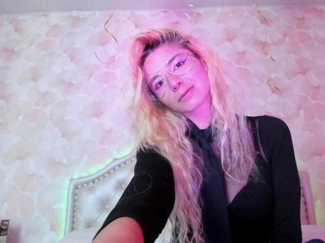 SophieTeller - Live porn &amp; sex cam - 30250391