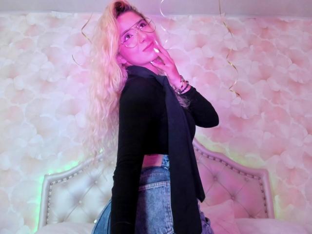 SophieTeller - Live porn &amp; sex cam - 30250511