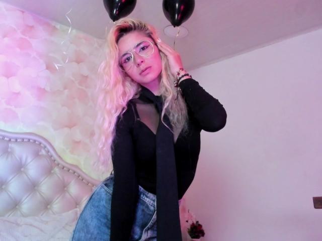 SophieTeller - Live porn &amp; sex cam - 30250607