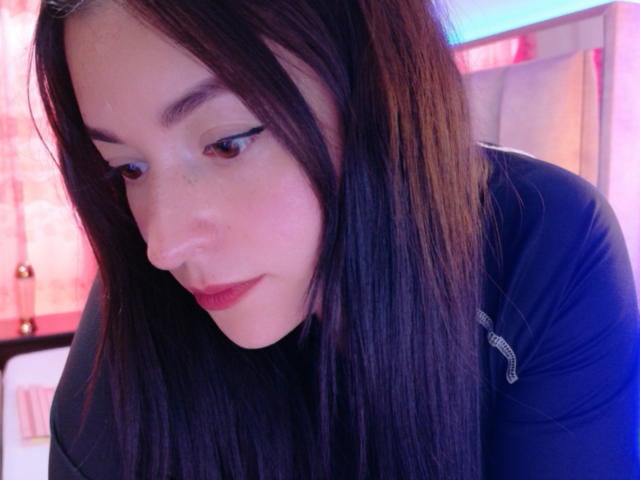 VaaleryStark - Live Sex Cam - 30251939