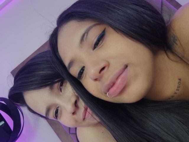 DakotaandJuliette - Live porn &amp; sex cam - 30255011
