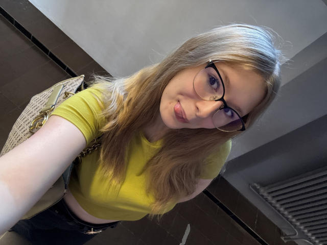 MadyN - Live Sex Cam - 30255119