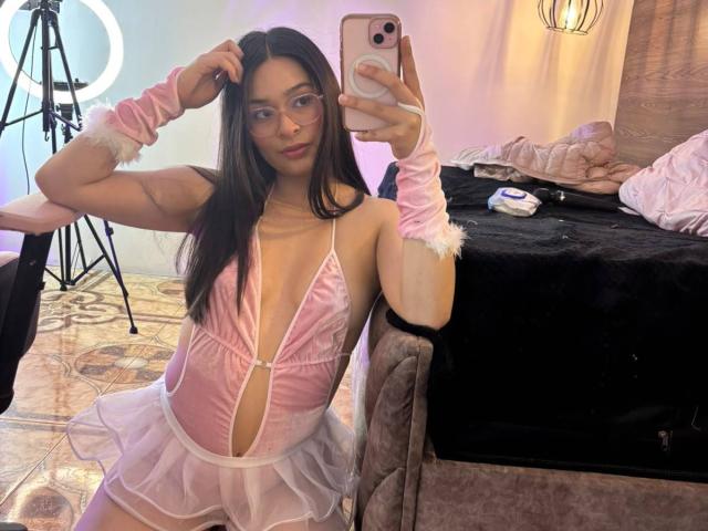 IsaDoux - Live sex cam - 30255884