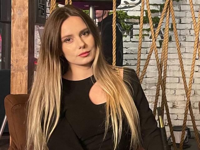 AnnaBigLove - Sexe cam en vivo - 30256835