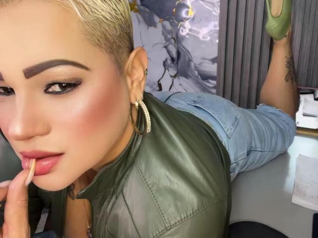 GianellaCox - Live porn &amp; sex cam - 30267323