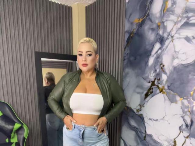 GianellaCox - Live porn &amp; sex cam - 30267332