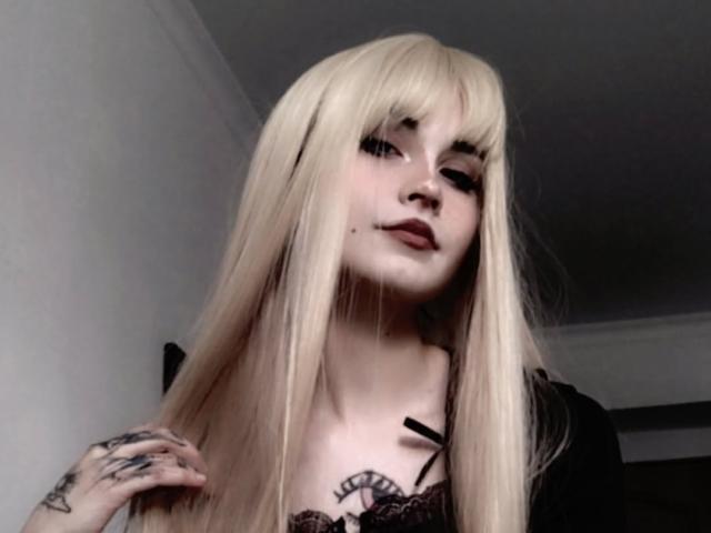 EmelyDilsaver - Sexe cam en vivo - 30270707