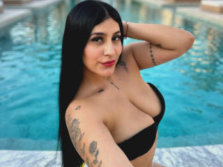 SamiSins Live Chat on XLoveCam