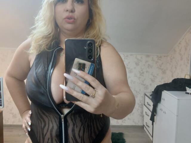BelleInna - Live porn &amp; sex cam - 30277334