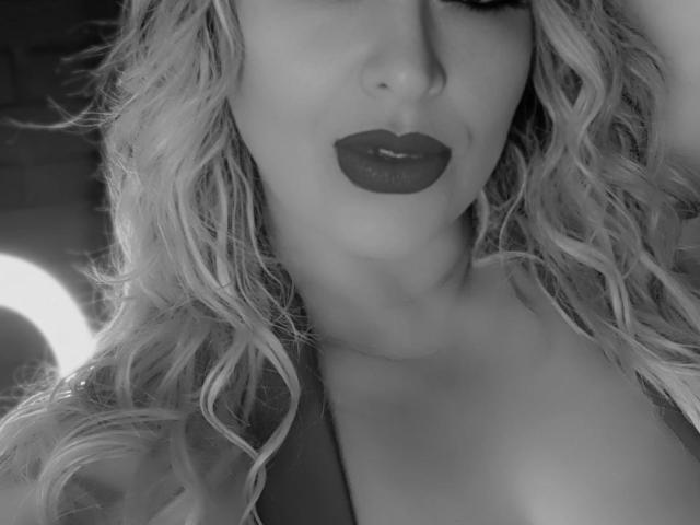 SophiaHotty69 - Live porn &amp; sex cam - 30293288