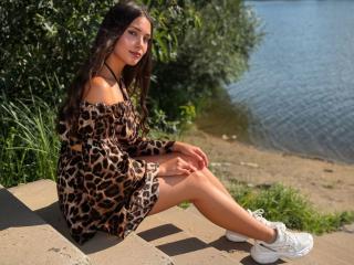 Stephanies-hot Live Chat on XLoveCam