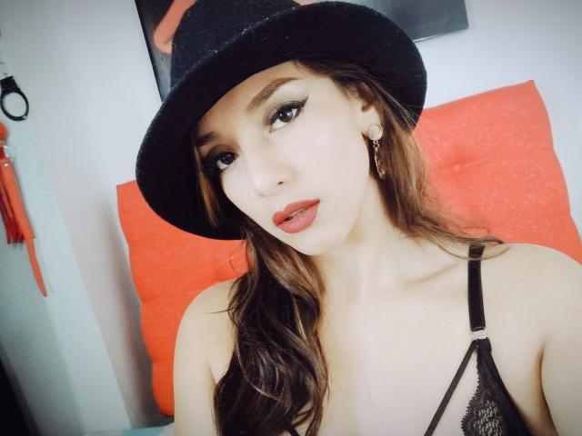 HotCaroline69 - Live porn &amp; sex cam - 30296807