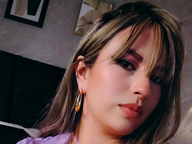 AmiiRosse - Sexe cam en vivo - 30299108