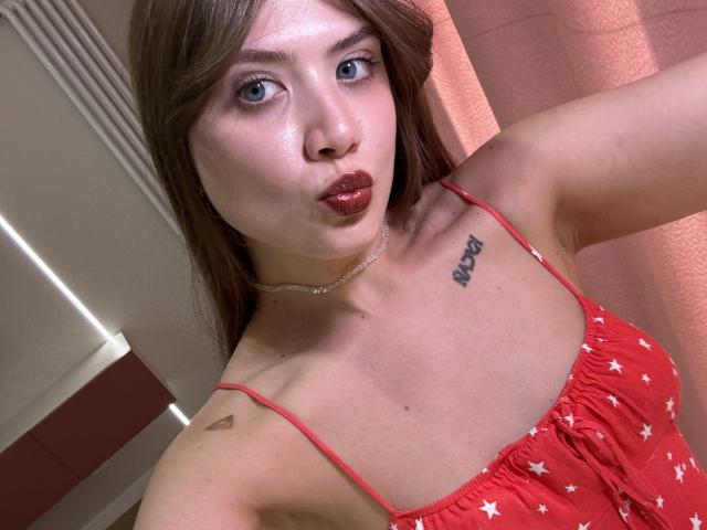 HotCaramelsTrio - Live Sex Cam - 30302942
