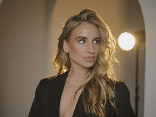 LaymaBlast - Live Sex Cam - 30303140
