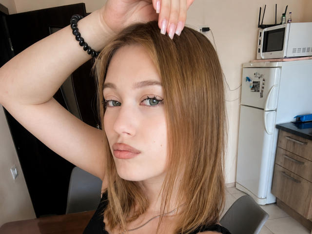 BobbyeWelson - Live Sex Cam - 30303344