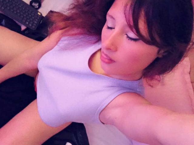 ValentinaRoseX - Porno na żywo i seks kamera - 30303965