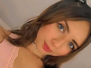 MeganDolly Live Chat on XLoveCam