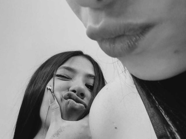DakotaandJuliette - Live porn &amp; sex cam - 30319415