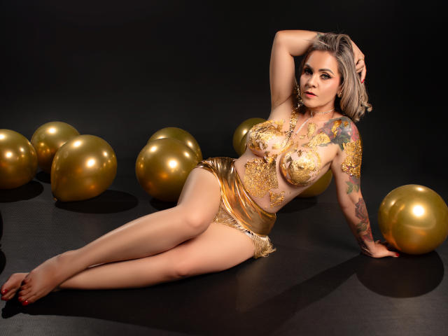 VictoriiaGreys - Live porn &amp; sex cam - 30319748