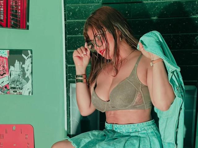 LauraaMartin - Sexe cam en vivo - 30320450