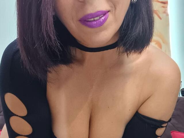 LauraSin - Live Sex Cam - 30323387
