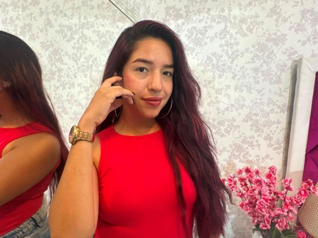 CrystalHadid - Live porn &amp; sex cam - 30325316