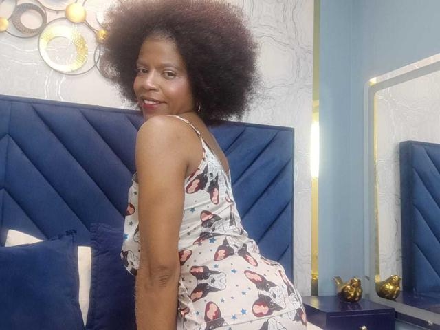 SarahiPusey - Sexe cam en vivo - 30327623