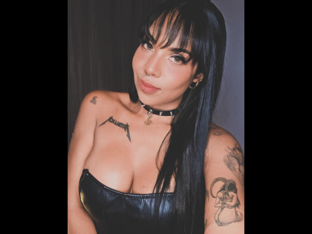 MadisonHetfield - Live porn &amp; sex cam - 30328571