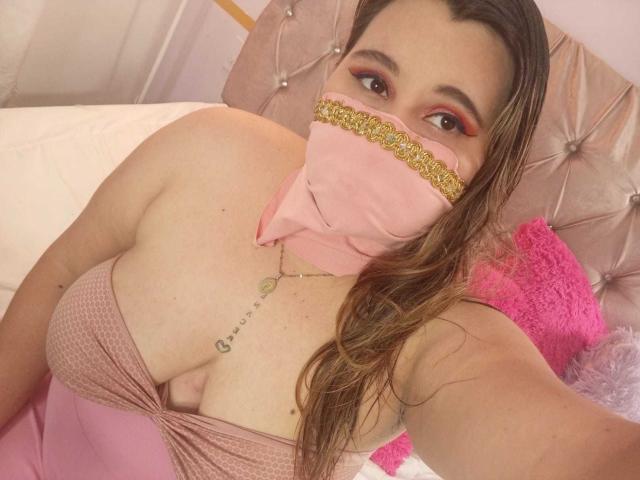 SalmaAzaman - Live porn &amp; sex cam - 30329222