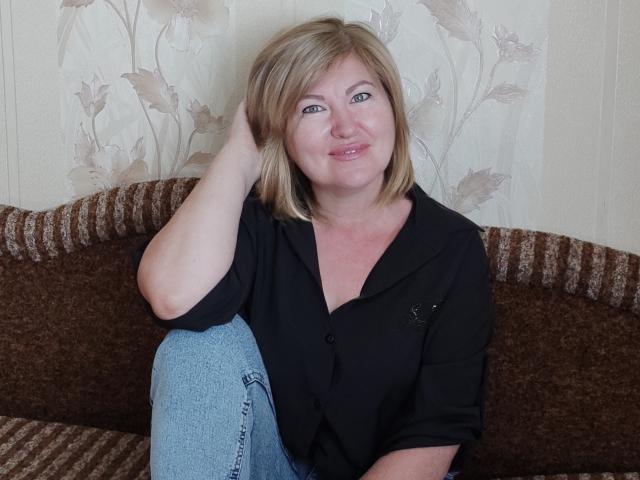 LeonieCarry - Sexe cam en vivo - 30333548