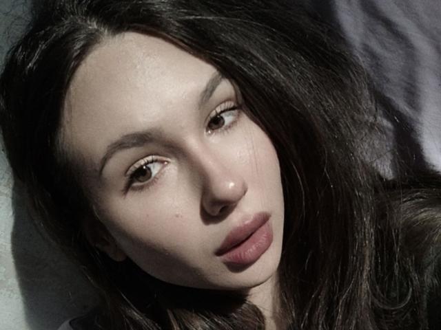 CheryLessly - Live porn &amp; sex cam - 30335576
