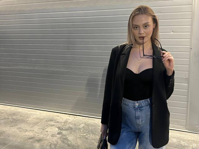 OliviaAzbill - Live sexe cam - 30340526