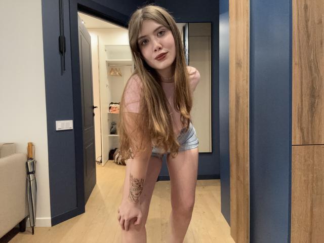 HotCaramelsTrio - Élő pornó és szexkamera - 30347270